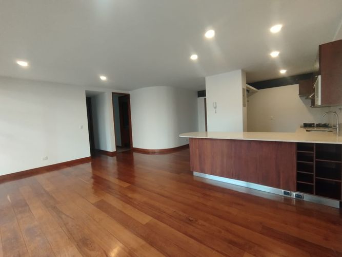 Apartamento de 2 alcobas en arriendo en La Florida, Medellín, 104 m² · foto 2 de 20