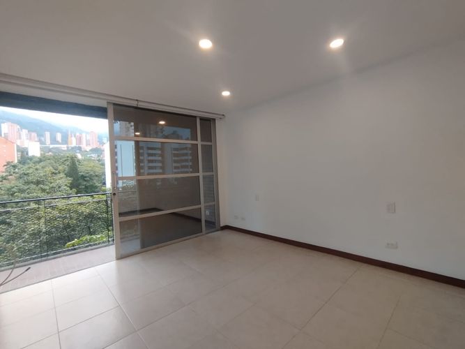 Apartamento de 2 alcobas en arriendo en La Florida, Medellín, 104 m² · foto 11 de 20