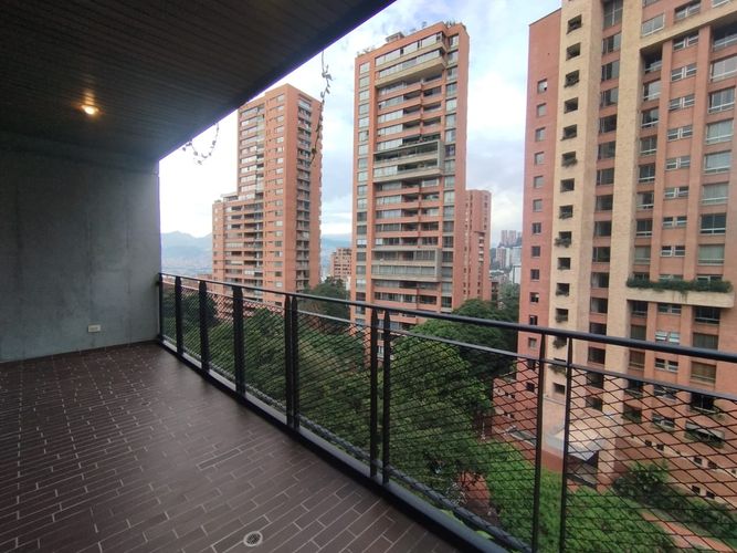 Apartamento de 2 alcobas en arriendo en La Florida, Medellín, 104 m² · foto 15 de 20