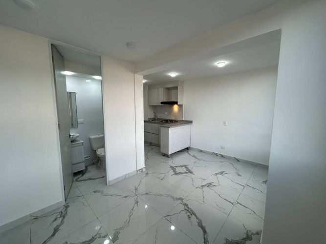 Apartamento en venta en Industrial Centenario, Bogotá · foto 7 de 17