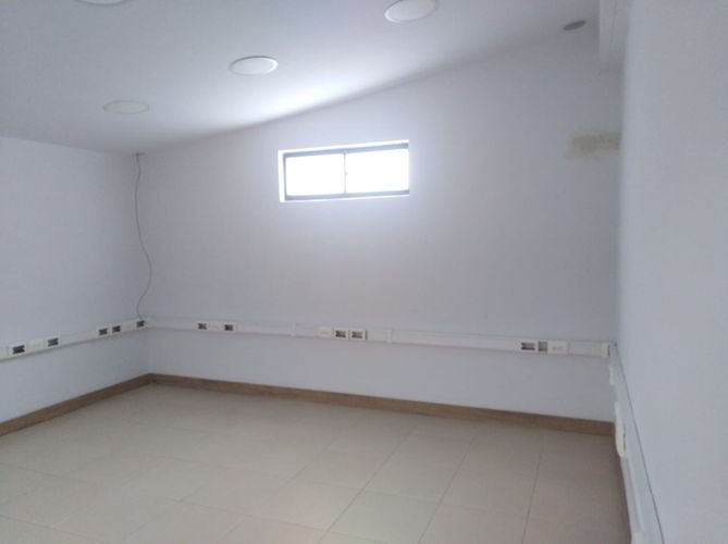 Oficina en arriendo en Laureles, Medellín, 420 m² · foto 6 de 20