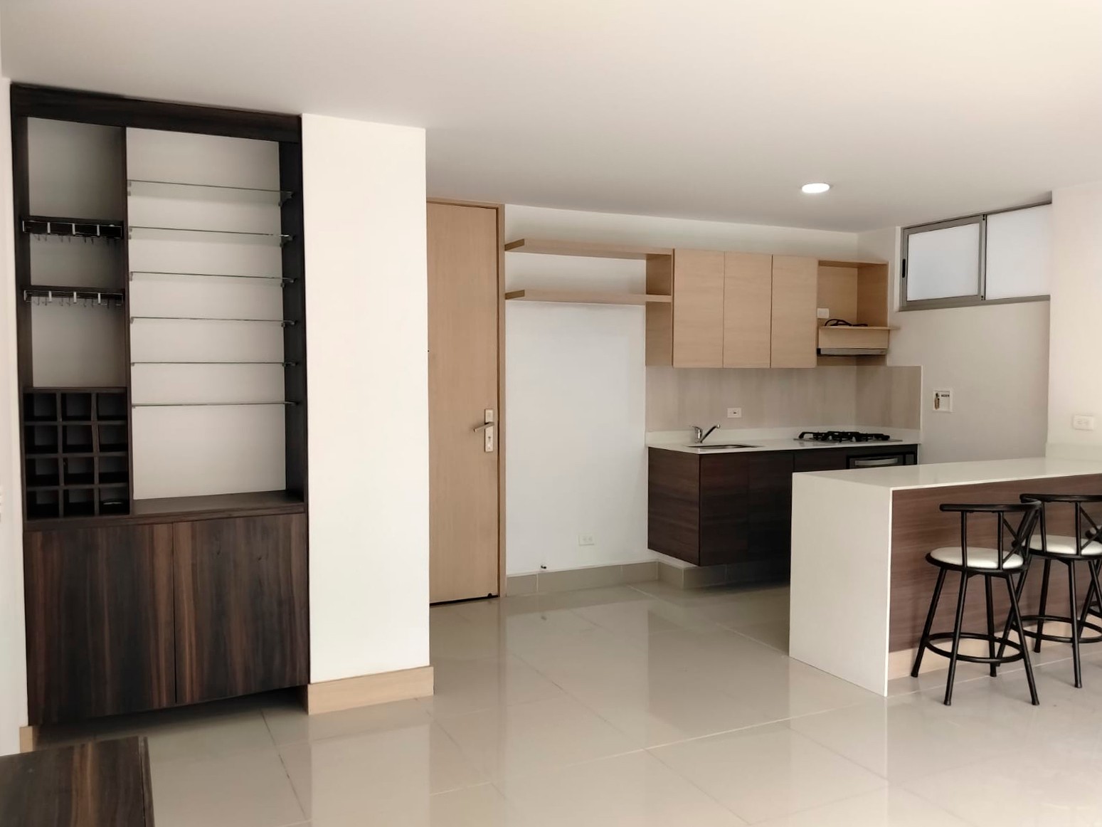 Apartamento en venta en El Poblado, Medellín · foto 6 de 16