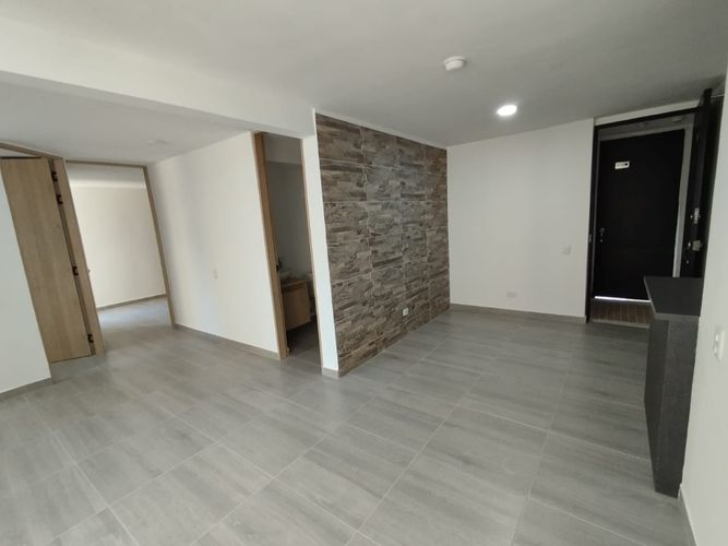 Apartamento de 2 alcobas en venta en Pedregal, Copacabana, 57 m² · foto 2 de 24