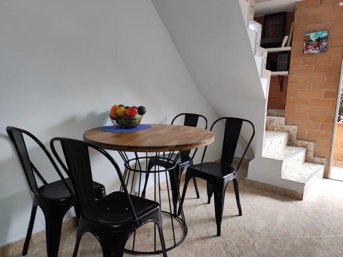 Apartamento de 2 alcobas en venta en Entre Amigos, Sabaneta, 67 m² · foto 4 de 15