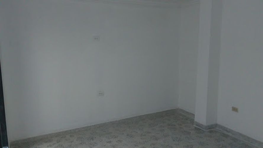 Local en arriendo en Los Colores, Medellín, 20 m² · foto 5 de 5