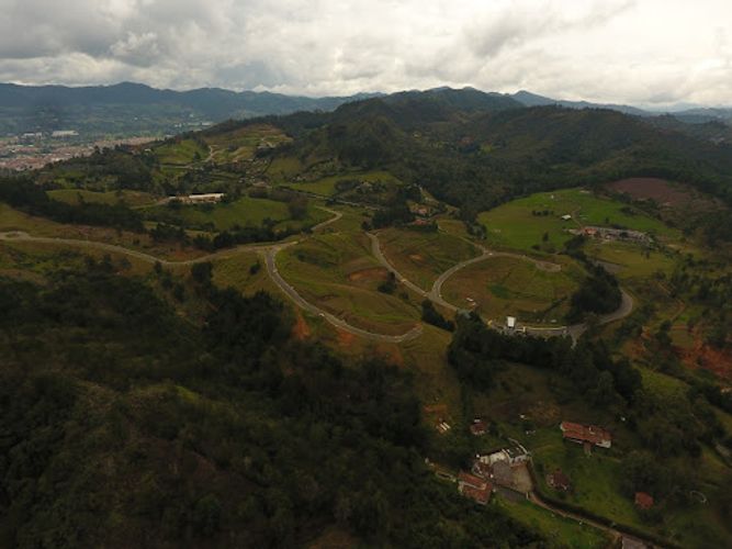 Lote en venta en San Nicolas, La Ceja · foto 3 de 12