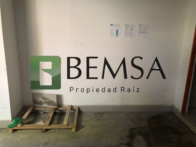 Local en arriendo en San Lucas, Medellín, 35 m² · foto 6 de 8