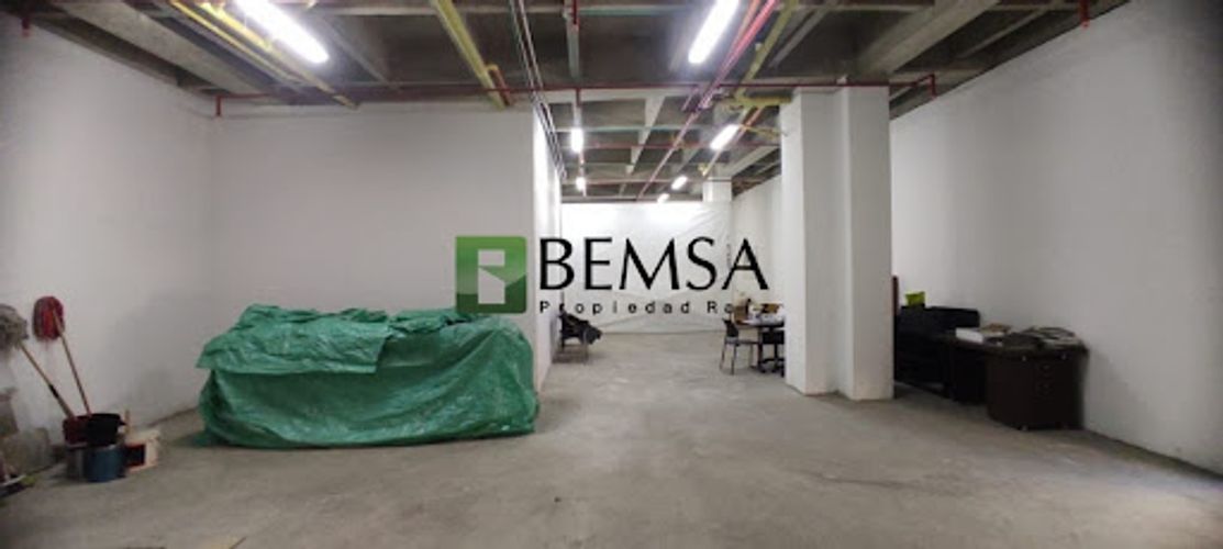 Local en arriendo en Boston, Medellín, 146 m² · foto 2 de 7