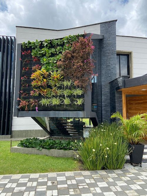 Casa de 4 alcobas en venta en Tablacito, Rionegro, 512 m² · foto 2 de 24