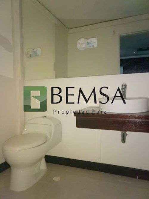 Oficina en arriendo en El Campestre, Medellín, 175 m² · foto 14 de 15