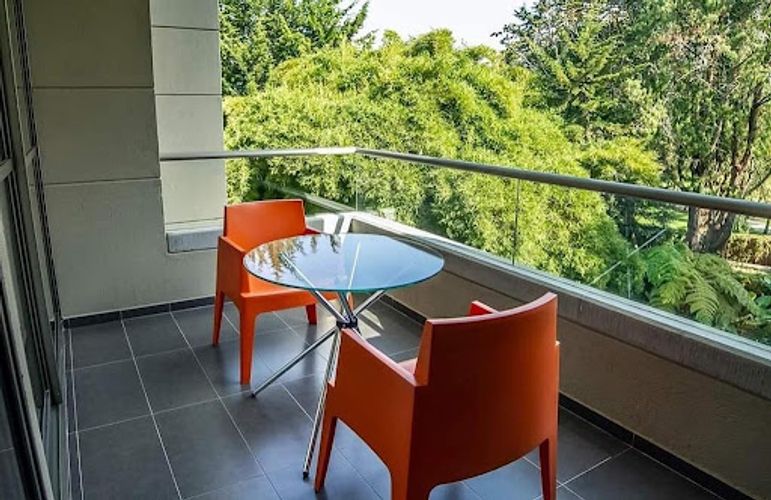 Apartamento de 1 alcoba en venta en El Porvenir, Rionegro, 60 m² · foto 2 de 7