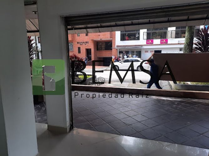 Local en arriendo en Suramericana, Medellín, 120 m² · foto 2 de 9