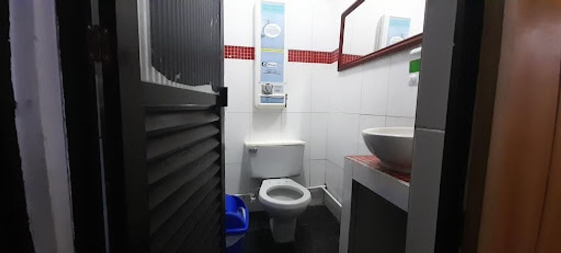Local en venta en Boston, Medellín, 560 m² · foto 8 de 11