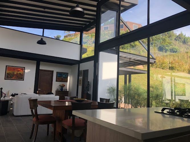 Casa de 4 alcobas en venta en El Retiro, 320 m² · foto 4 de 10
