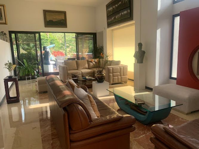 Casa de 5 alcobas en venta en Las Palmas, Medellín, 670 m² · foto 2 de 14