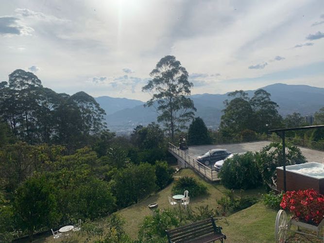 Casa de 5 alcobas en venta en Las Palmas, Medellín, 670 m² · foto 4 de 14