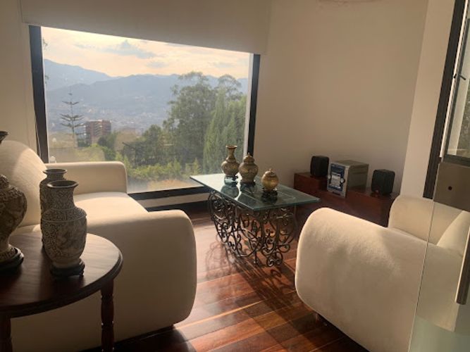 Casa de 5 alcobas en venta en Las Palmas, Medellín, 670 m² · foto 8 de 14
