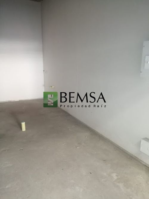 Local en arriendo en Boston, Medellín, 20 m² · foto 3 de 3