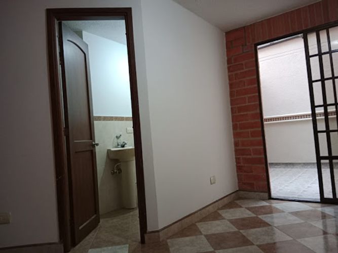 Casa de 4 alcobas en venta en Monteazul, Sabaneta, 283 m² · foto 7 de 24