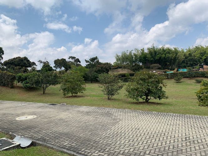 Lote en venta en El Porvenir, Rionegro, 2550 m² · foto 6 de 9