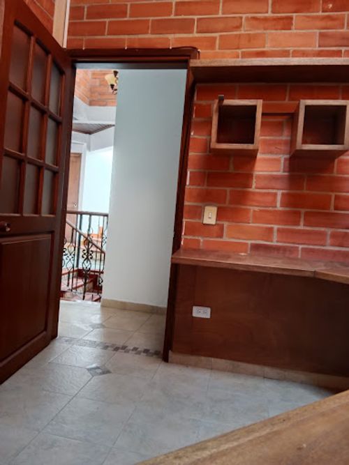 Casa de 4 alcobas en venta en Monteazul, Sabaneta, 283 m² · foto 22 de 24