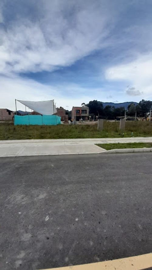 Lote en venta en La Ceja, 99 m² · foto 3 de 6