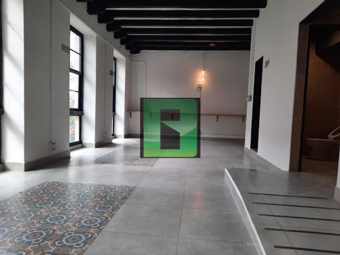 Local en arriendo en La Candelaria, Medellín, 40 m² · foto 3 de 13