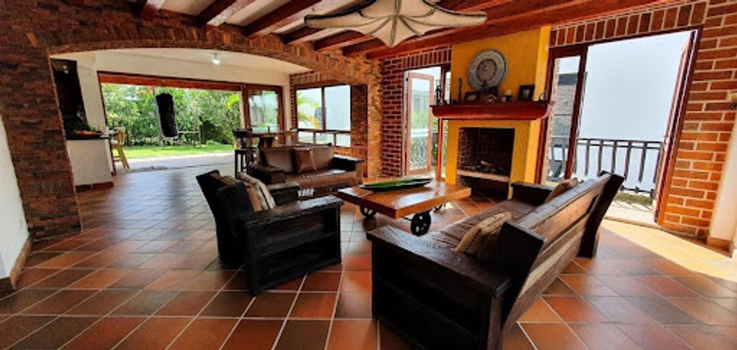 Casa de 3 alcobas en venta en Bellavista, La Estrella, 465 m² · foto 6 de 24
