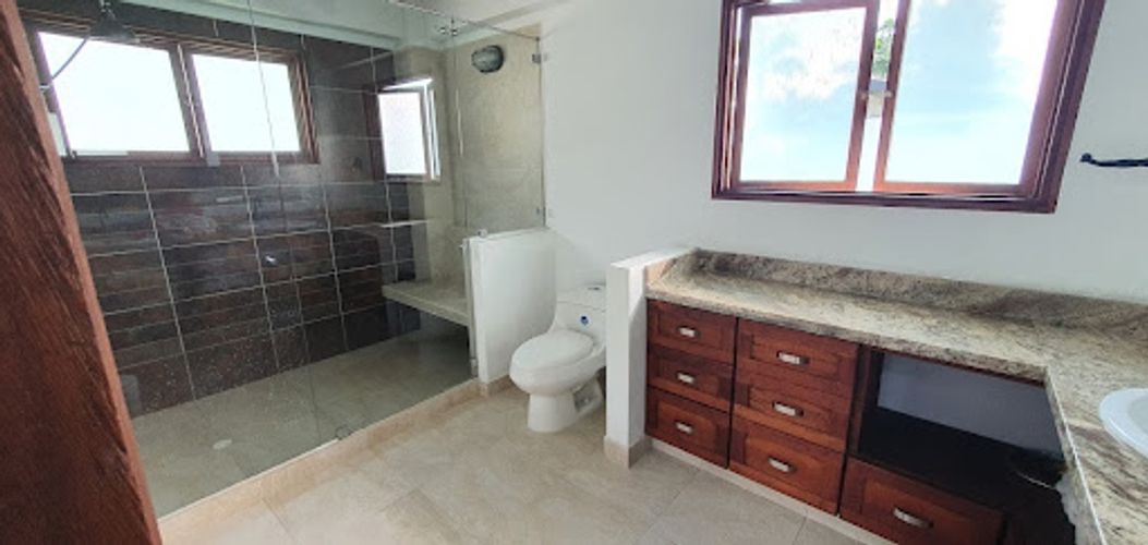 Casa de 3 alcobas en venta en Bellavista, La Estrella, 465 m² · foto 24 de 24
