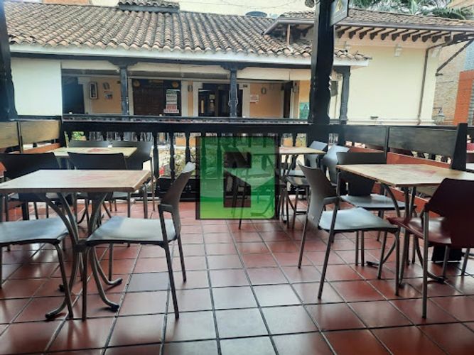 Local en arriendo en La Candelaria, Medellín, 40 m² · foto 10 de 17