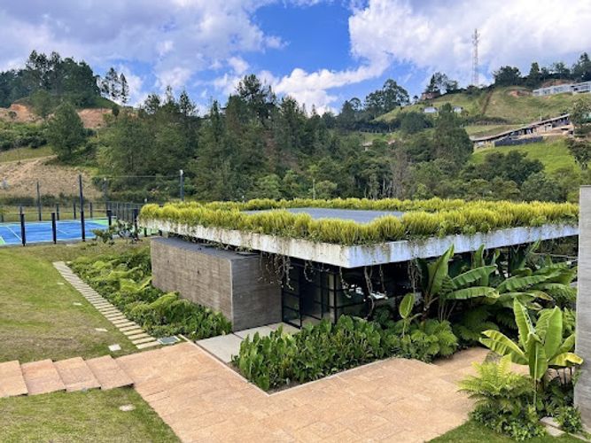 Lote en venta en Las Palmas, Envigado, 1621 m² · foto 9 de 10