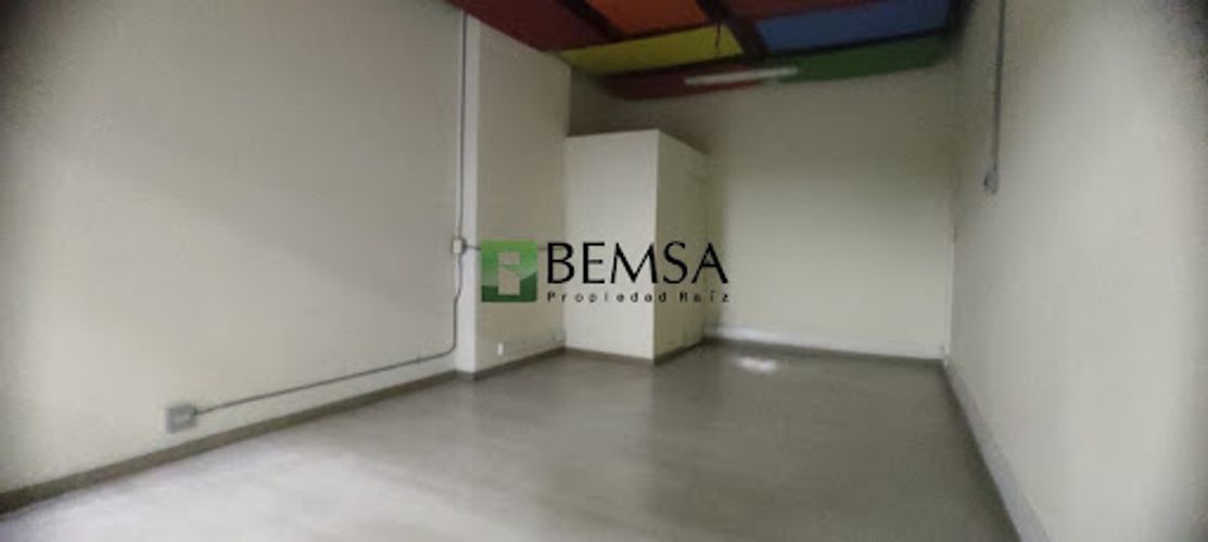 Local en arriendo en Sevilla, Medellín, 32 m² · foto 2 de 5