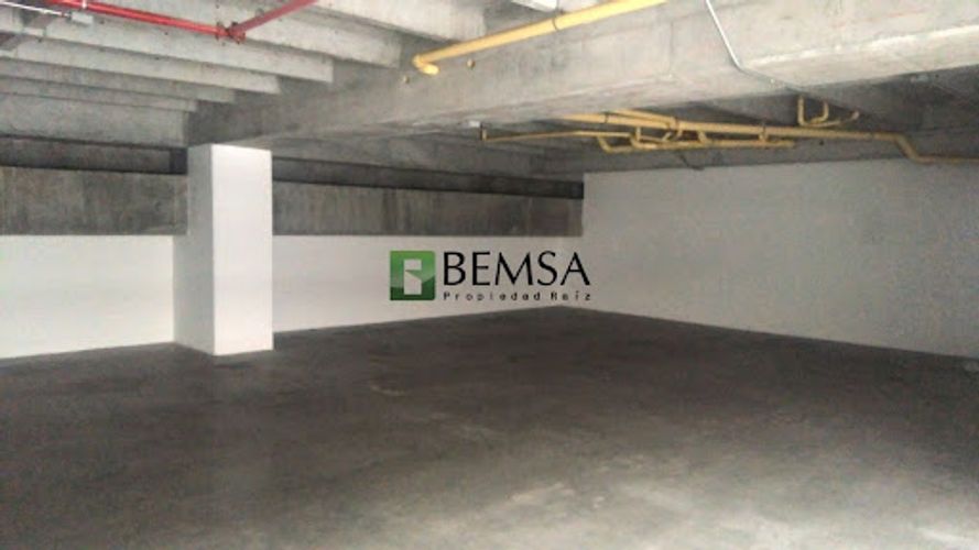 Oficina en arriendo en Sevilla, Medellín, 230 m² · foto 2 de 3