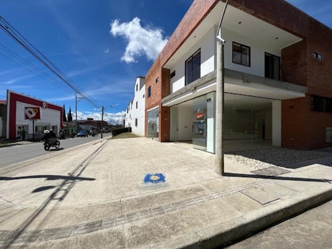 Local en arriendo en El Carmen De Viboral, El Carmen de Viboral, 55 m² · foto 2 de 12