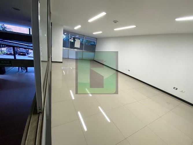 Oficina en arriendo en Niquia, Bello, 35 m² · foto 5 de 9