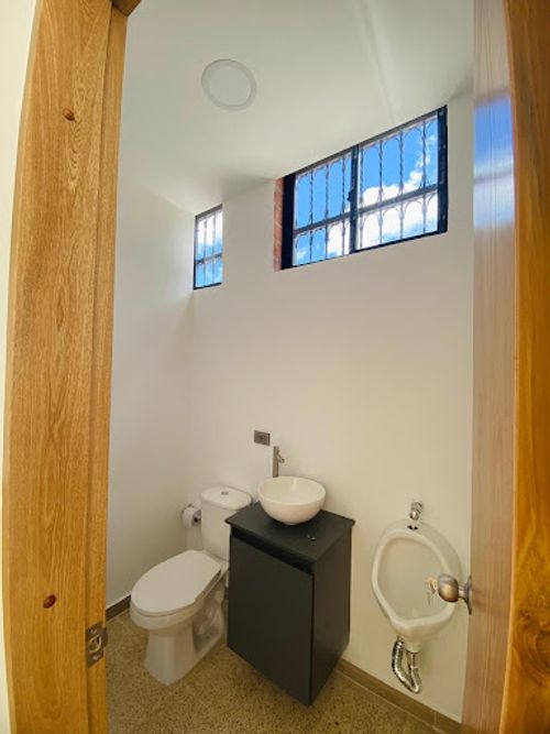 Local en arriendo en El Carmen De Viboral, El Carmen de Viboral, 55 m² · foto 11 de 12