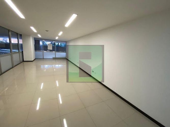 Oficina en arriendo en Niquia, Bello, 35 m² · foto 8 de 9