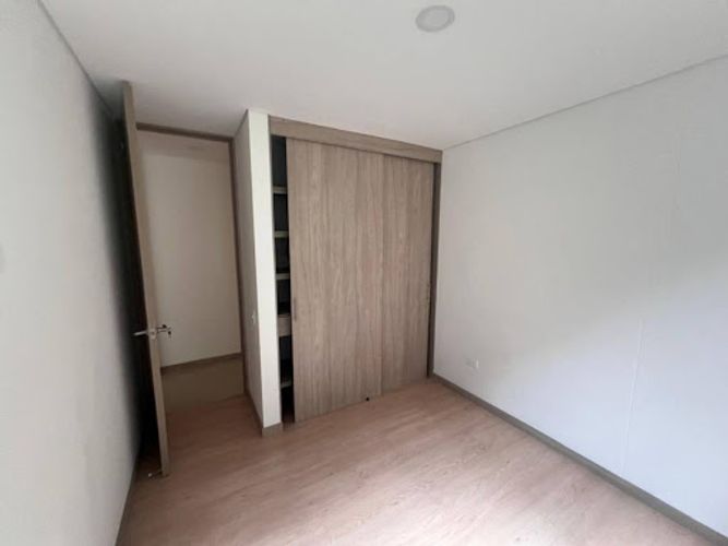 Apartamento de 2 alcobas en venta en Santa Elena, El Retiro, 68 m² · foto 8 de 18