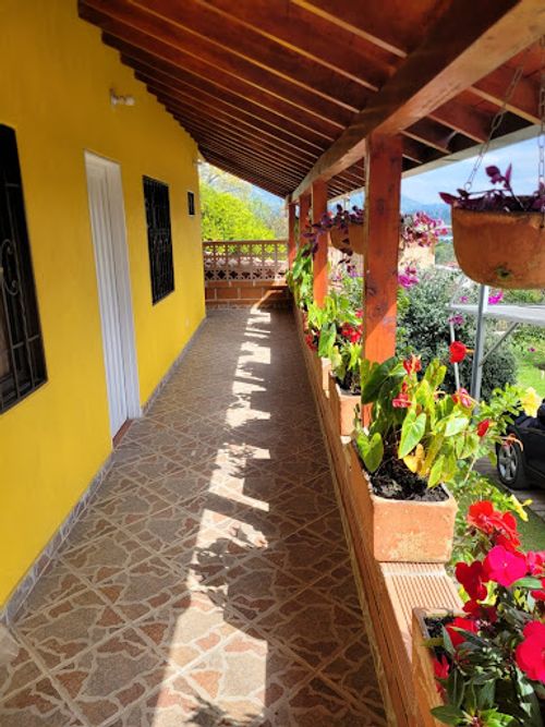 Casa de 2 alcobas en arriendo en Berracal, Guarne, 130 m² · foto 4 de 15