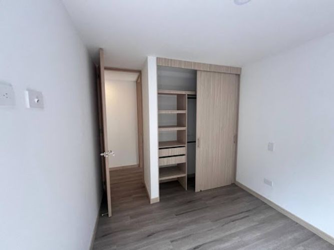 Apartamento de 3 alcobas en venta en Santa Elena, El Retiro, 77 m² · foto 5 de 20