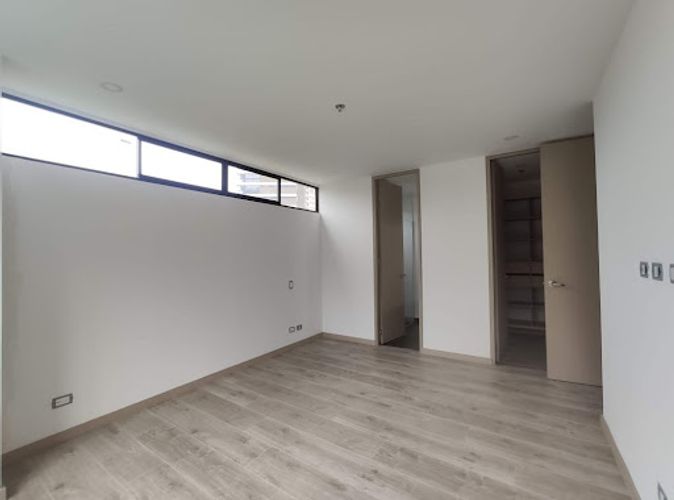 Apartamento en venta en Altos Del Poblado, Medellín · foto 11 de 19