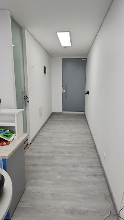 Edificio en venta en Loma Del Indio, Medellín, 66 m² · foto 4 de 8