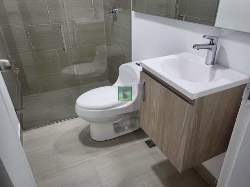 Casa en arriendo en Laureles, Medellín · foto 18 de 24