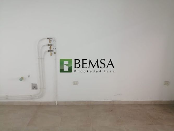Local en arriendo en Boston, Medellín, 20 m² · foto 5 de 5