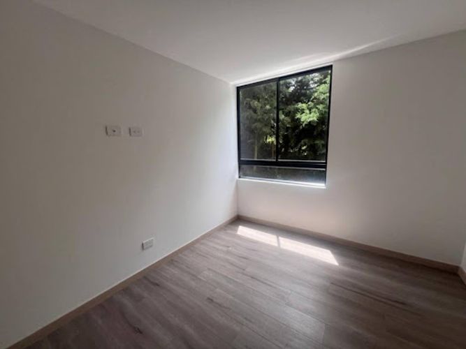 Apartamento de 3 alcobas en venta en Santa Elena, El Retiro, 68 m² · foto 3 de 21