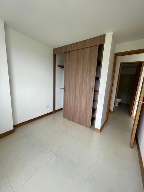 Apartamento de 2 alcobas en venta en Rionegro, 60 m² · foto 7 de 14
