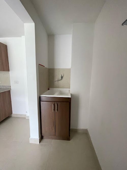 Apartamento de 2 alcobas en venta en Rionegro, 60 m² · foto 9 de 14