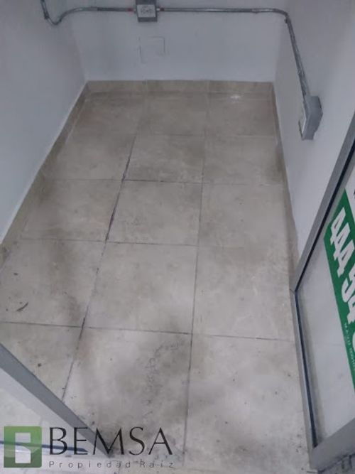 Local en arriendo en Sevilla, Medellín, 5 m² · foto 2 de 7