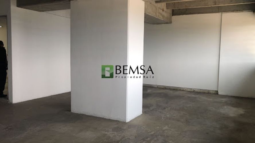 Oficina en arriendo en Sevilla, Medellín, 110 m² · foto 2 de 5