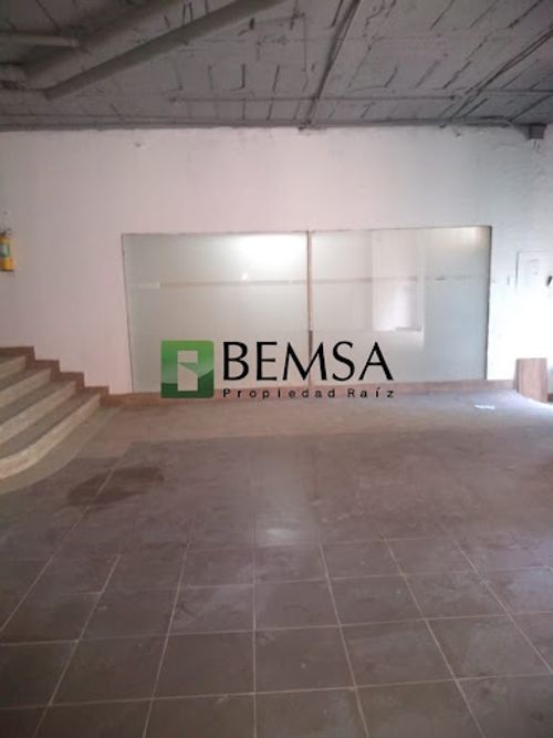 Local en arriendo en Villa Nueva, Medellín, 146 m² · foto 11 de 13